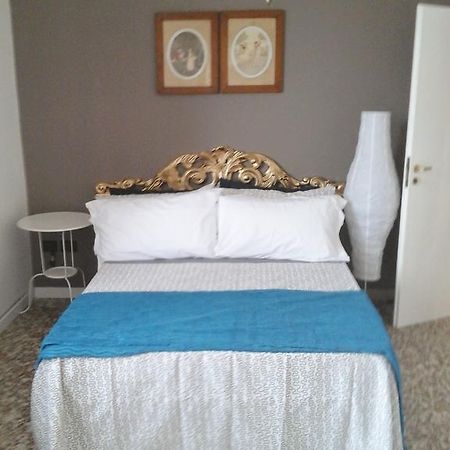 L.T. Schneider B&B Bologna Buitenkant foto