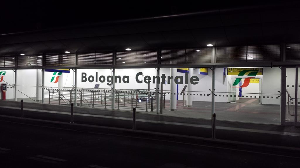 L.T. Schneider B&B Bologna Buitenkant foto