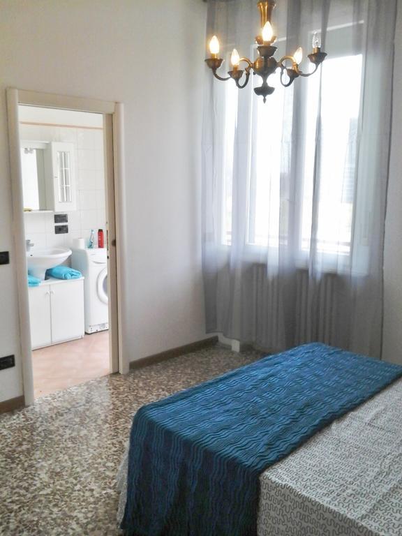 L.T. Schneider B&B Bologna Buitenkant foto