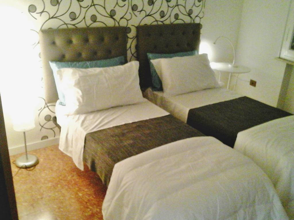 L.T. Schneider B&B Bologna Kamer foto