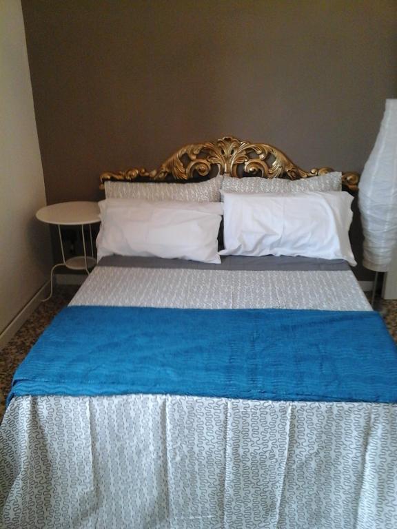 L.T. Schneider B&B Bologna Kamer foto