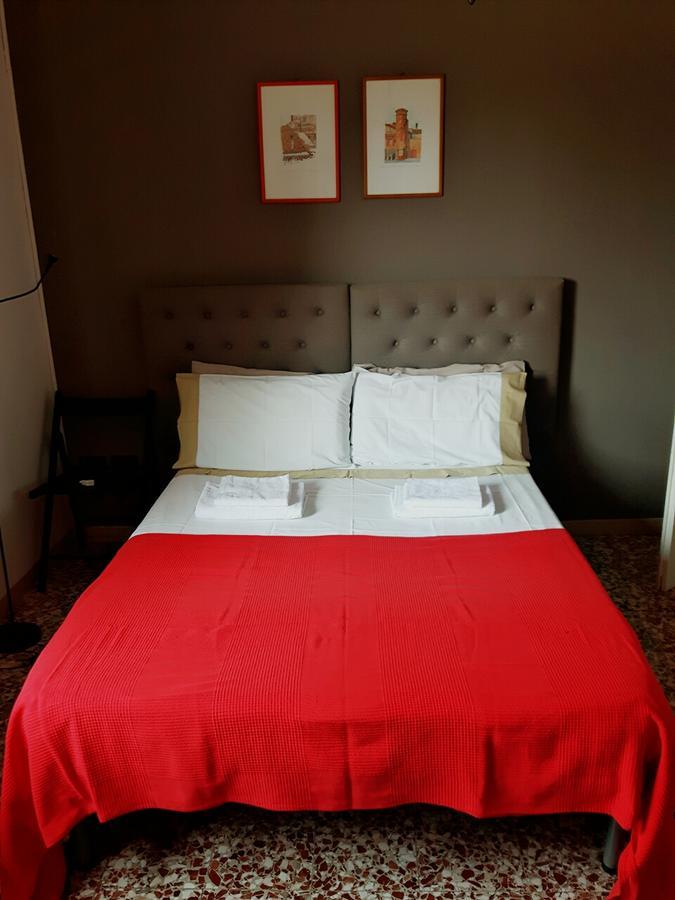 L.T. Schneider B&B Bologna Buitenkant foto